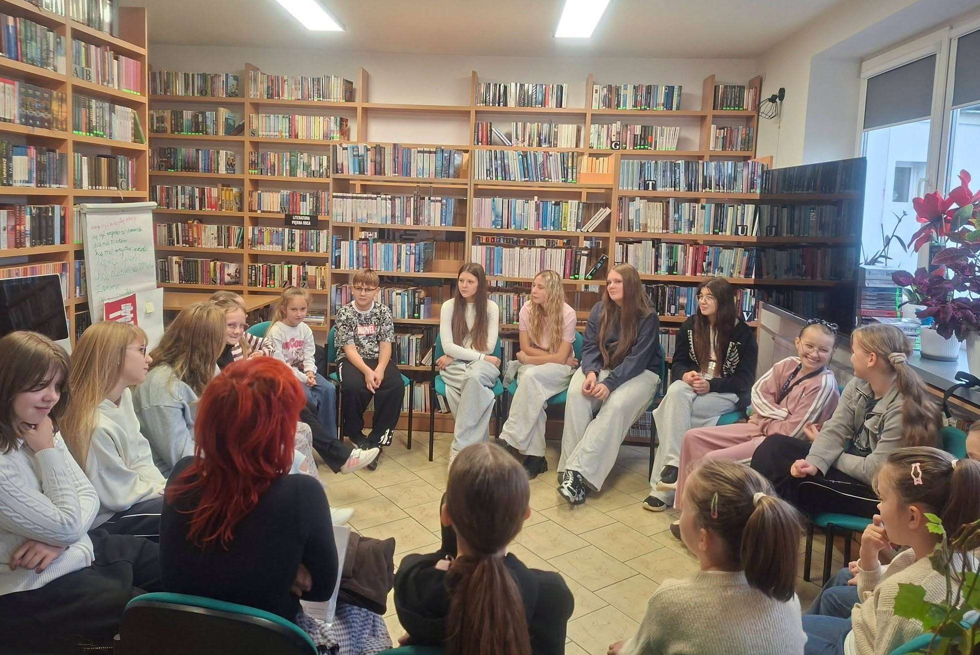 📚 Czytamy, działamy i tworzymy! Lokalne Ekipy Czytelnicze w akcji! 🎨