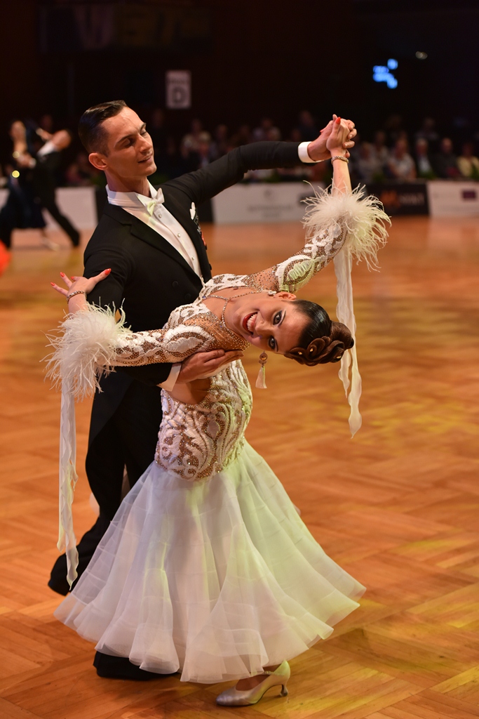 Taniec towarzyski za darmo do końca września