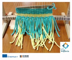 Warsztaty technik tkackich w pracy z osobami niepełnosprawnymi