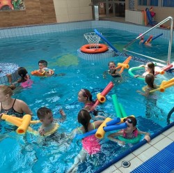 Treningi i relaks młodych tancerzy z Elbląskiego Klubu Tańca „Jantar”