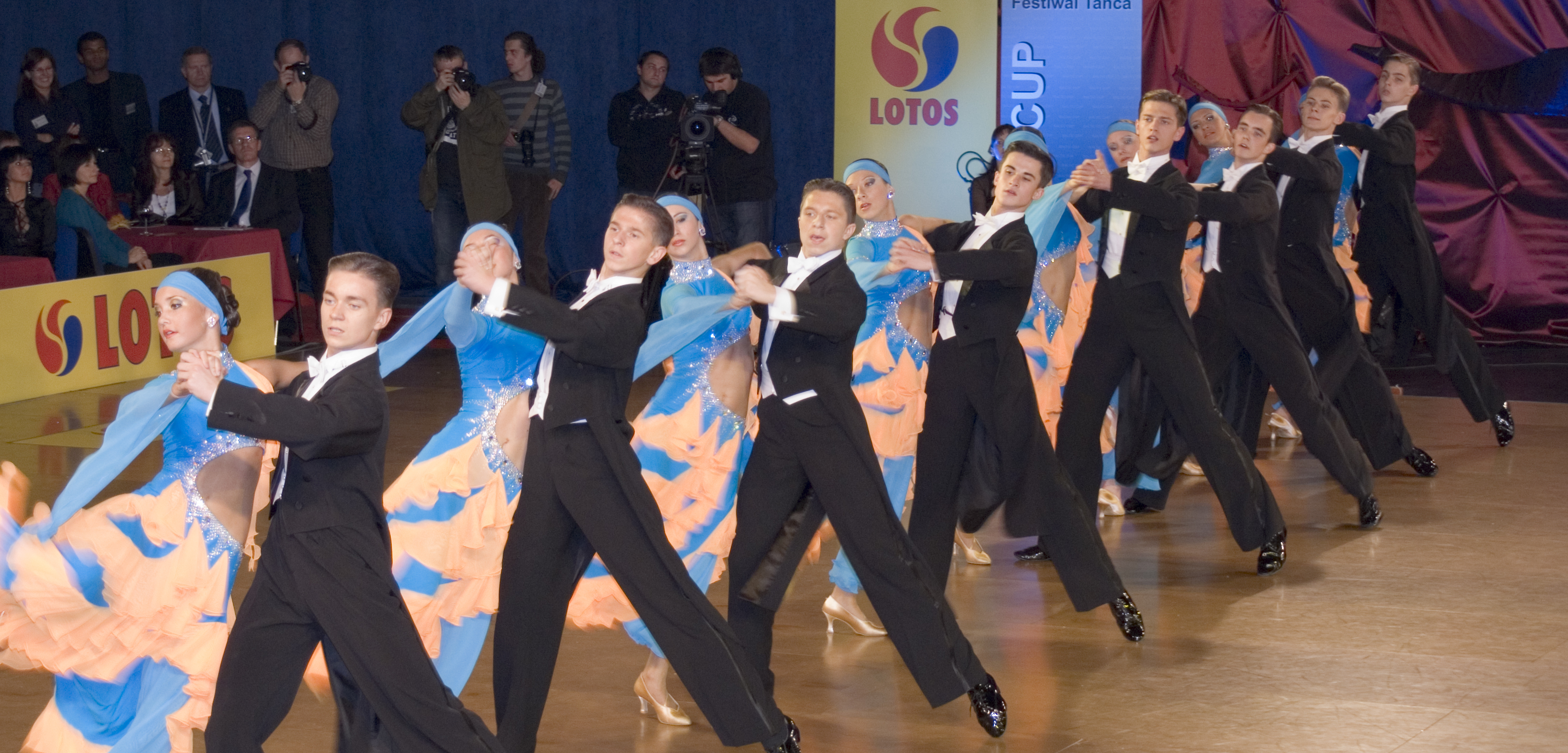 Lotos-Jantar daje pokazy we Francji