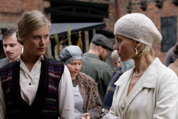 PREMIERA: MIASTO Z MORZA 9.10-22.10.2009r.