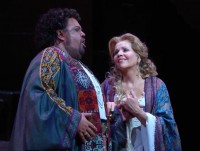 Desdemona i Otello w operze