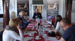 Let's dance together!